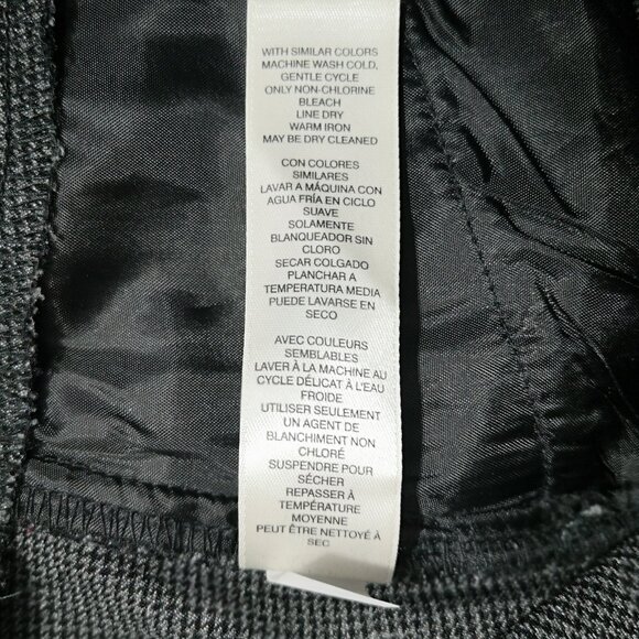 Perfect Stretch by Chico's Ladies Size 1.5 Short (Approx. 8-10 US) Dk Grey Pants - Picture 4 of 9